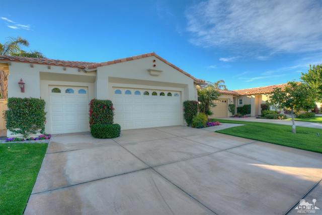 79918 Mission E Drive, La Quinta CA: https://media.crmls.org/mediaz/8ab32abc-18a7-4596-a1af-b9dd97dde274.jpg