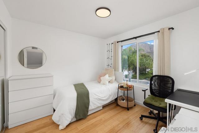 7614 Volclay Dr, San Diego CA: https://media.crmls.org/mediaz/8ab34f20-9d47-4899-91ef-60d52fb046f9.jpg