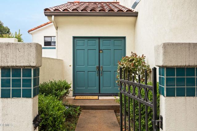 168 Courtyard Drive, Port Hueneme CA: https://media.crmls.org/mediaz/8ab381d9-b88d-4aed-82f6-06a21c3c3443.jpg