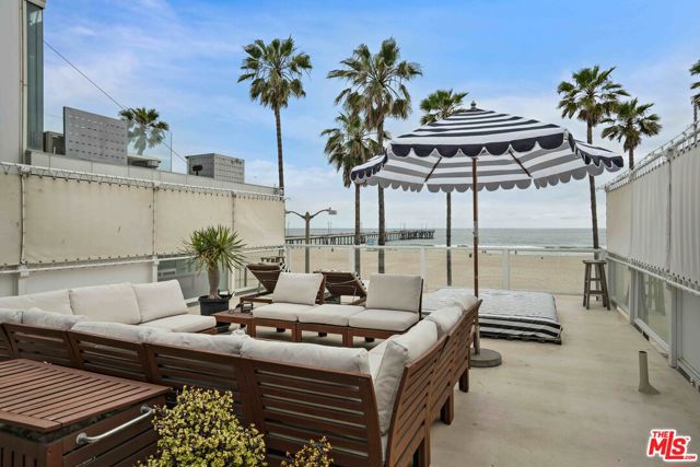 2909 Ocean Front Walk photo 20