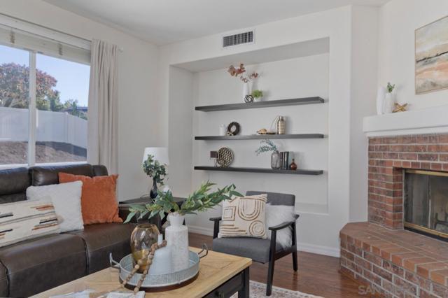 1889 Autumn Ln, Vista CA: https://media.crmls.org/mediaz/8ab51ee8-268d-4a27-a919-a6d9704b946e.jpg