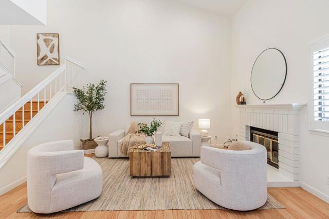 93 Little Bear Way, San Jose CA: https://media.crmls.org/mediaz/8ab5f870-1fdd-4ad2-b0e7-ed3d776668dc.jpg