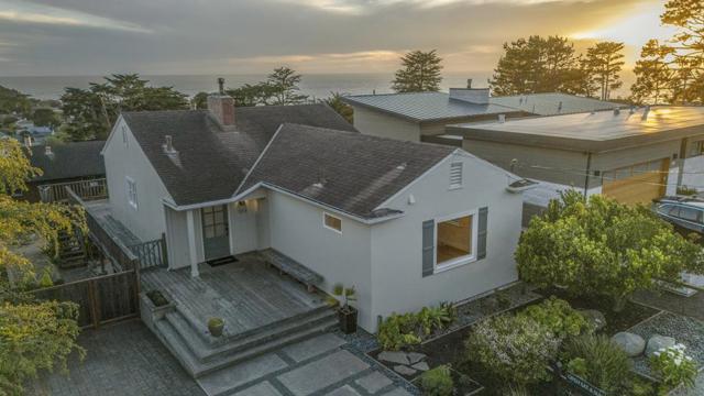 854 Kelmore Street, Moss Beach CA: https://media.crmls.org/mediaz/8ab64906-412c-4cd7-91a0-f841e8ab70b1.jpg