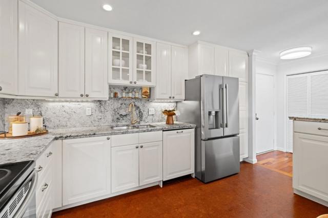 1081 Beach Park Boulevard, Foster City CA: https://media.crmls.org/mediaz/8ab68efc-9507-47bf-bb92-55180f329b42.jpg