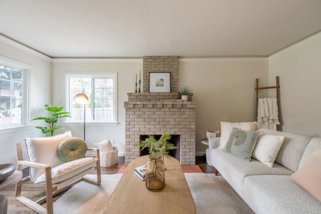 1222 Lincoln Avenue, Pacific Grove CA: https://media.crmls.org/mediaz/8ab6e7a6-ede7-415a-b7dc-23b7f5cd5435.jpg