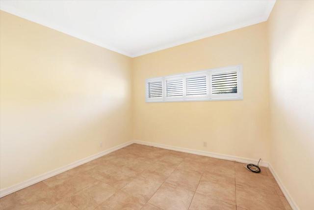 1617 E Paseo El Mirador, Palm Springs CA: https://media.crmls.org/mediaz/8ab7168b-7495-41cd-ada0-0ba3f6709b52.jpg