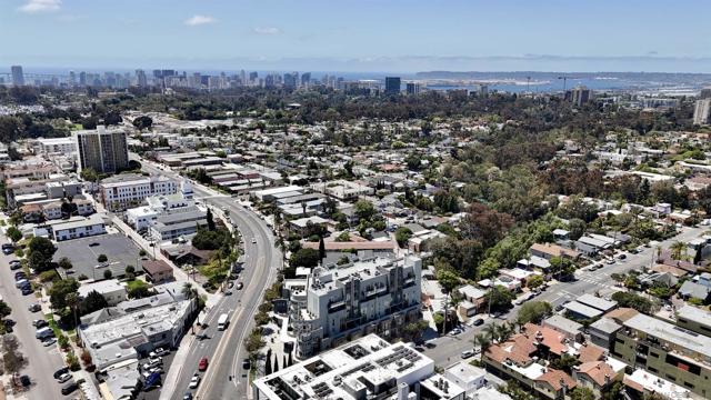3740 Park Blvd, San Diego CA: https://media.crmls.org/mediaz/8ab7791d-865e-42a4-b0dd-f90ab45d40a7.jpg