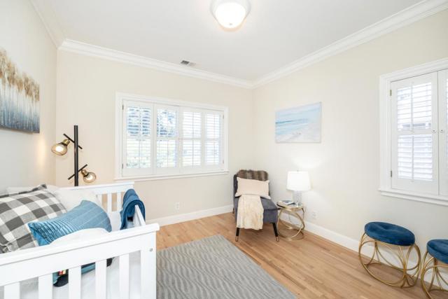 1536 Bernal Avenue, Burlingame CA: https://media.crmls.org/mediaz/8ab83826-b974-48f8-a399-ab60d1e163ef.jpg