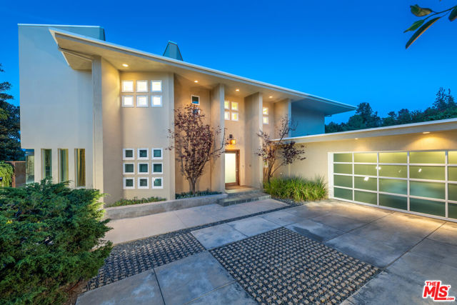 3315 RED ROSE Drive photo 4