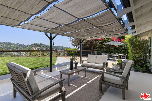 2044 Panamint Drive, Los Angeles CA: https://media.crmls.org/mediaz/8ab98edc-681b-4bb2-86ac-026a0802e714.jpg