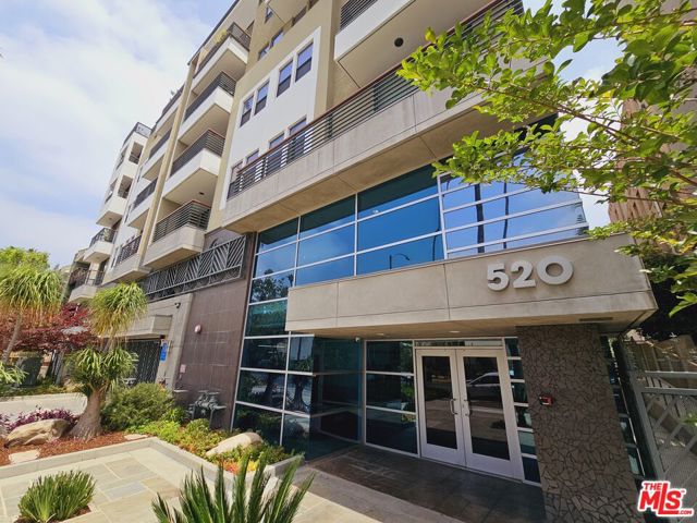 520 S Kingsley Dr #407, Los Angeles, CA 90020