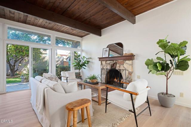 Detail Gallery Image 4 of 24 For 122 Kinman Ave, Goleta,  CA 93117 - 3 Beds | 1/1 Baths