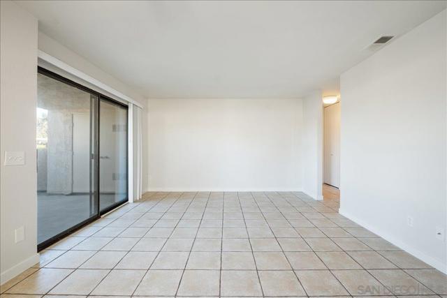 8488 New Salem St #69, San Diego CA: https://media.crmls.org/mediaz/8aba4b3d-dc0c-42a1-9db2-e752fbfde1c9.jpg