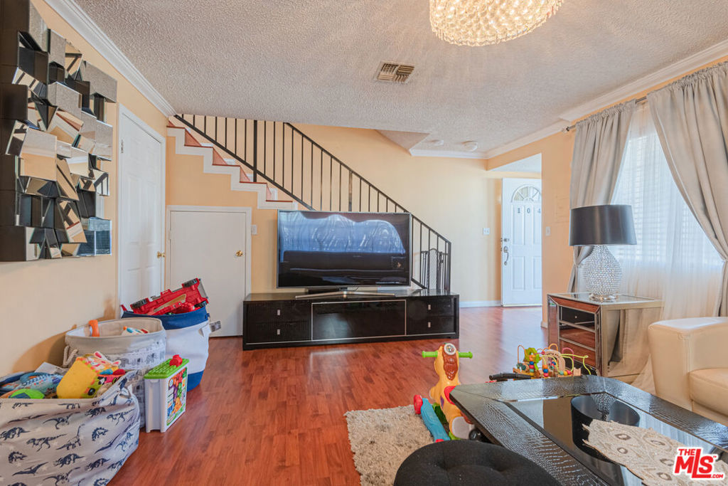 MLS #25568131 image #4