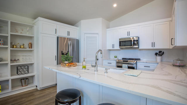 42706 Liolios Drive, Palm Desert, CA 92211