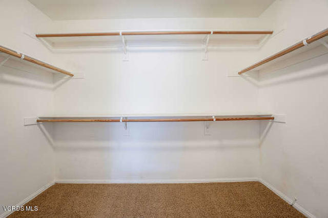 3003 Naples Drive, Oxnard CA: https://media.crmls.org/mediaz/8abb5a18-e080-4eec-bcd8-4b51e0078d22.jpg