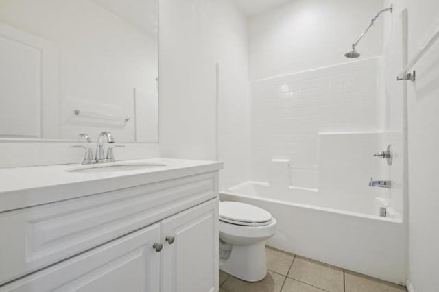 141 Eureka Place, Upland CA: https://media.crmls.org/mediaz/8abb5a2b-fe8e-41e4-a394-b8179a2c056a.jpg