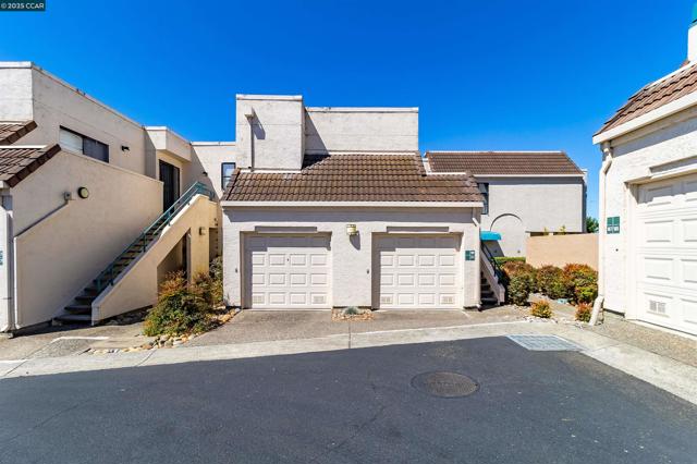 171 Nantucket Ln, Vallejo CA: https://media.crmls.org/mediaz/8abb7157-5e4f-4033-98ae-d671f0e5c21c.jpg