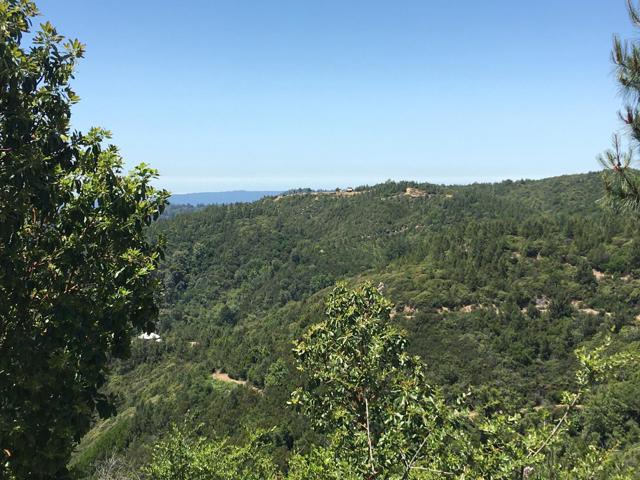 580 Russell Ridge, Watsonville CA: https://media.crmls.org/mediaz/8abbb927-e90f-4f4d-907b-627ed7454193.jpg