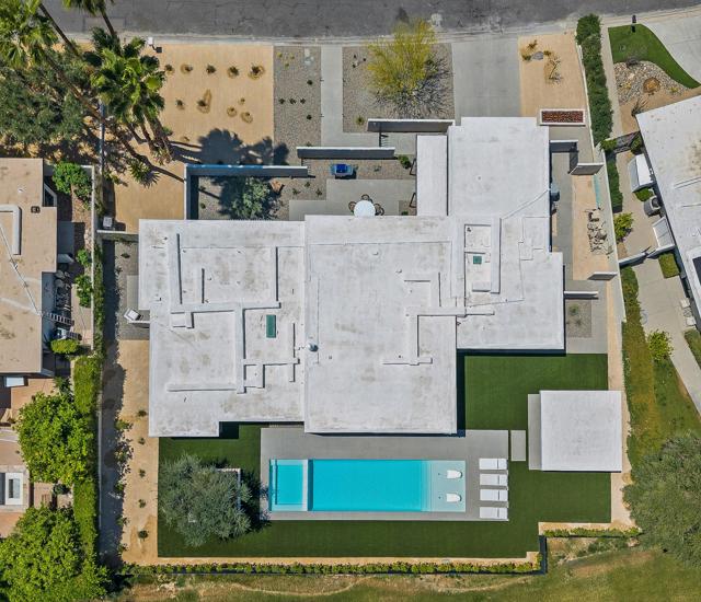 2290 S Yosemite Drive, Palm Springs CA: https://media.crmls.org/mediaz/8abc6438-084b-465c-9e0e-74fd67de9073.jpg