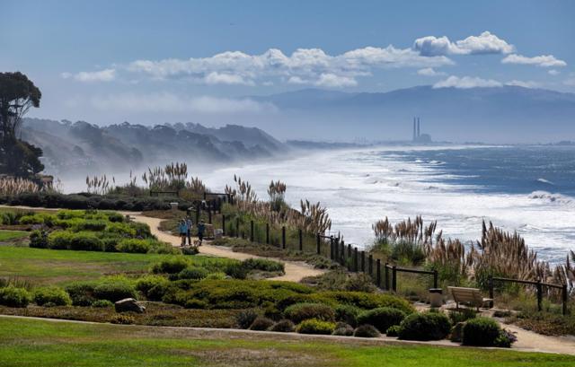 412 Seascape Resort Drive, Aptos CA: https://media.crmls.org/mediaz/8abc7a9e-613c-4c2f-a9f4-2604c22568be.jpg