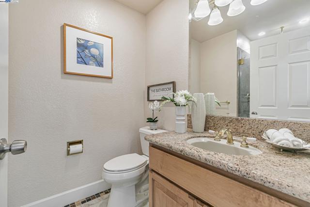 38957 Altura Street, Fremont CA: https://media.crmls.org/mediaz/8abd51f1-8762-43f8-9f55-6a0d150d5b5b.jpg