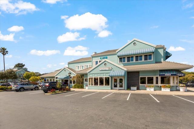 29 Seascape Resort Drive, Aptos CA: https://media.crmls.org/mediaz/8abd8f02-6df4-45af-a8d2-15211f178d14.jpg