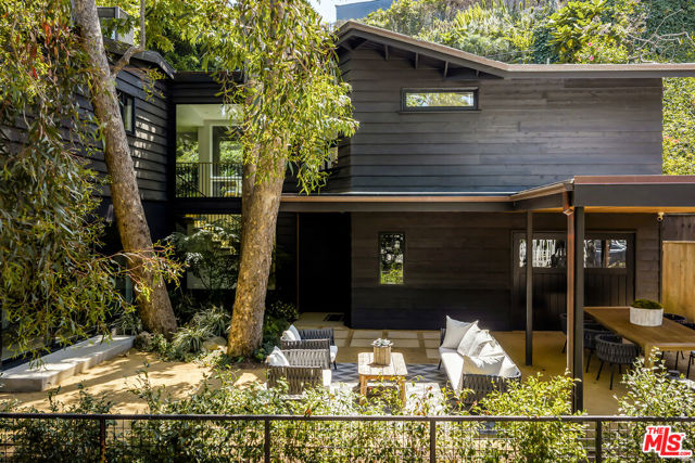 Drew Fenton | 327 E Rustic Road Santa Monica CA | MLS: 7265256