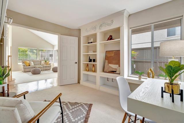11515 Corte Playa Las Brisas, San Diego CA: https://media.crmls.org/mediaz/8ac13480-ff47-4860-a93b-cc63592ff7dc.jpg
