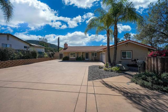 Detail Gallery Image 3 of 35 For 24363 Del Amo Rd, Ramona,  CA 92065 - 3 Beds | 2 Baths