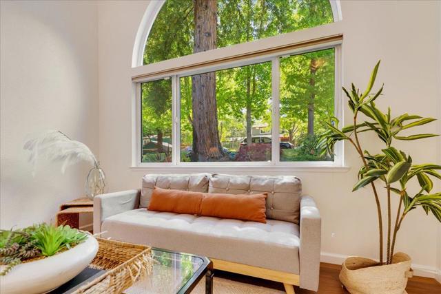 334 Lee Street, Santa Cruz CA: https://media.crmls.org/mediaz/8ac20b10-ba8c-4fb6-a205-b8a4551243d4.jpg