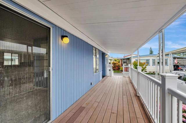 4425 Clares Street, Capitola CA: https://media.crmls.org/mediaz/8ac251db-fbee-4af9-ad08-94b0306d5825.jpg