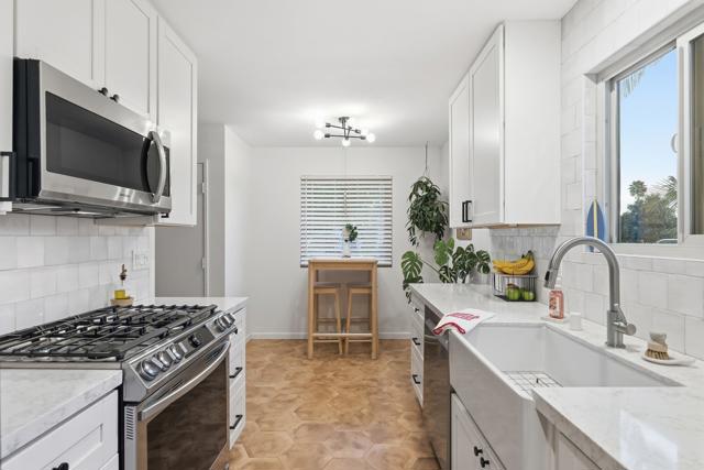 Detail Gallery Image 12 of 39 For 102 Magdalena Dr, Oceanside,  CA 92057 - 2 Beds | 1 Baths