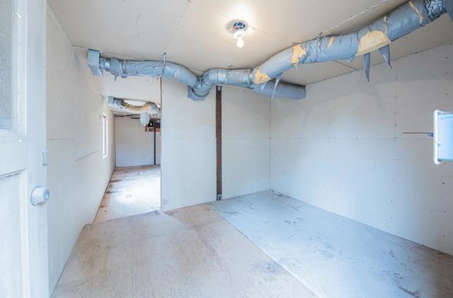 19400 Eden Court, Salinas CA: https://media.crmls.org/mediaz/8ac2b305-c406-4244-9dd1-c245f2d23090.jpg