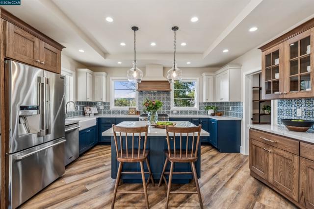 Image 17 of 54 For 850 Las Trampas Rd