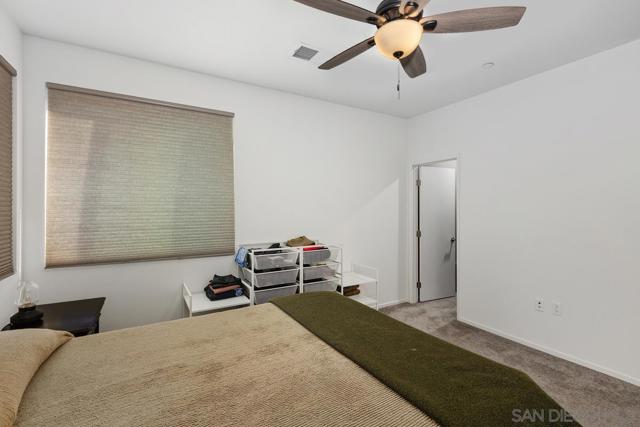 5405 Beach Bluff Ln, San Diego CA: https://media.crmls.org/mediaz/8ac4f340-9644-47f2-83eb-936e3555da94.jpg