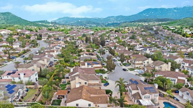 4950 Via Aurora, Newbury Park CA: https://media.crmls.org/mediaz/8ac53dde-54e7-492d-aea4-452984225f20.jpg