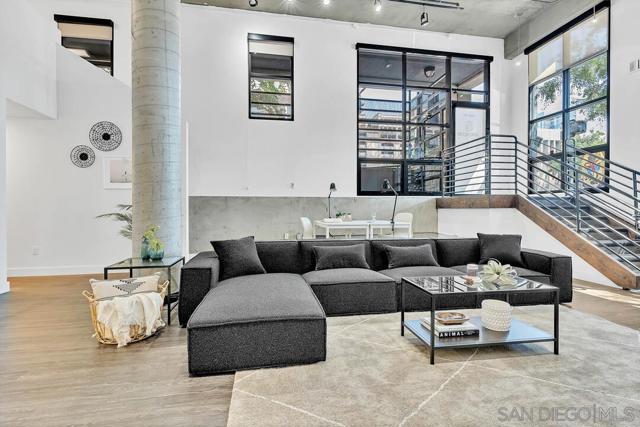 777 6th Ave, San Diego CA: https://media.crmls.org/mediaz/8ac5bd31-6256-4b18-9403-c6724a2baae4.jpg