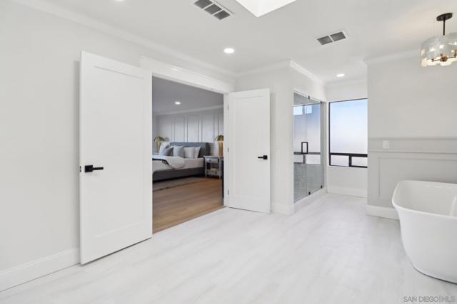4367 Summit Dr, La Mesa CA: https://media.crmls.org/mediaz/8ac5cf55-44c4-4b2f-a140-e18498eff507.jpg