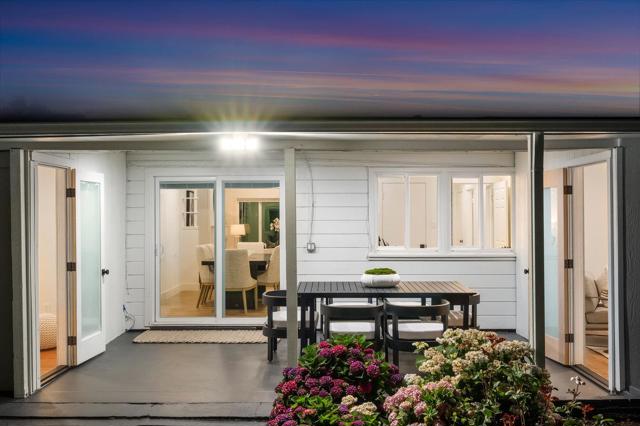 609 Fallon Avenue, San Mateo CA: https://media.crmls.org/mediaz/8ac5f4ba-0490-459e-9744-f0888b6d63c9.jpg