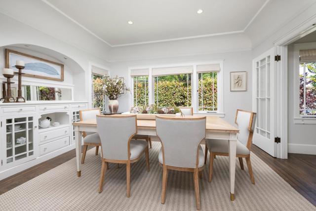 841 Fairfield Road, Burlingame CA: https://media.crmls.org/mediaz/8ac6b459-0989-4faf-babc-31c5c177fbb2.jpg