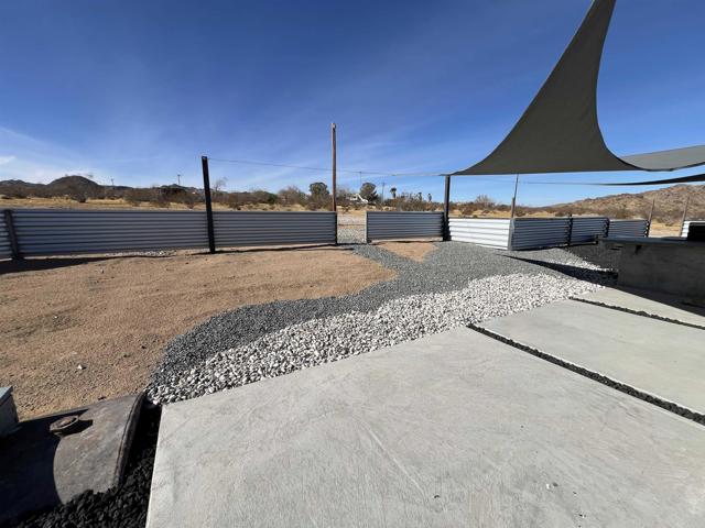 Detail Gallery Image 6 of 58 For 2774 Kickapoo Trl, Landers,  CA 92285 - 1 Beds | 1/1 Baths