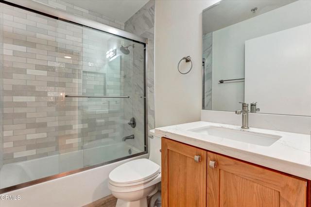Detail Gallery Image 33 of 43 For 719 E Tujunga #B,  Burbank,  CA 91501 - 3 Beds | 2/1 Baths