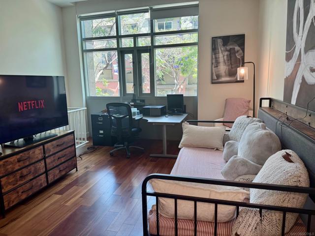 801 Ash St, San Diego CA: https://media.crmls.org/mediaz/8ac84b4c-73ce-4639-bc6e-30b40fc487df.jpg