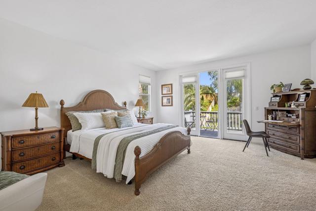 1266 Mariposa Rd, Carlsbad CA: https://media.crmls.org/mediaz/8ac854f3-91ab-4b93-abbf-346fa81706b4.jpg