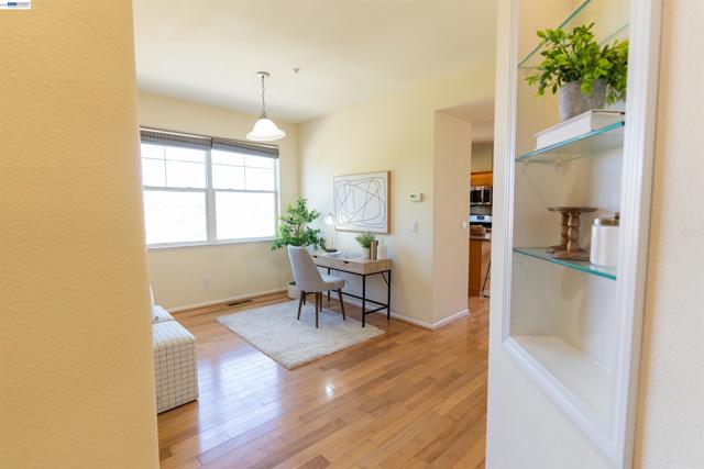 742 N 6th St, San Jose CA: https://media.crmls.org/mediaz/8ac871fb-e292-4e3c-b455-c1da32095af3.jpg