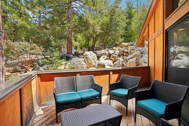 55491 Howland, Idyllwild CA: https://media.crmls.org/mediaz/8ac8e035-0442-436b-a67b-08ab42c88298.jpg