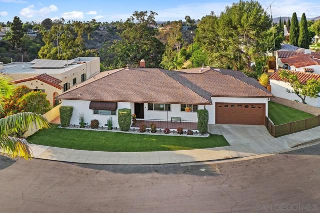4386 Argos Dr, San Diego CA: https://media.crmls.org/mediaz/8ac8ee99-2fe0-4312-a92b-395dd1aa3a47.jpg