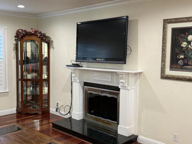 5736 Silver Leaf Road, San Jose CA: https://media.crmls.org/mediaz/8ac97dc0-1bea-4830-a9a3-853819f0ae30.jpg