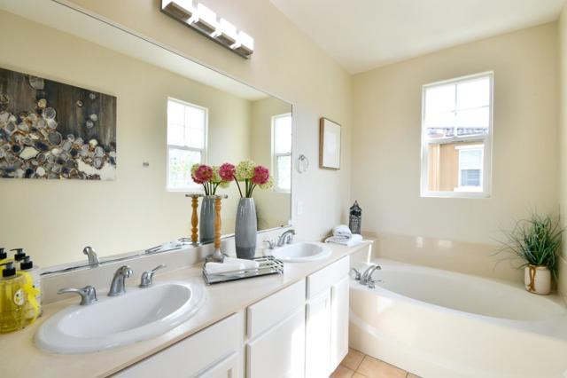 682 N 9th Street, San Jose CA: https://media.crmls.org/mediaz/8aca07be-305e-4f14-85c1-313e1fa70f44.jpg